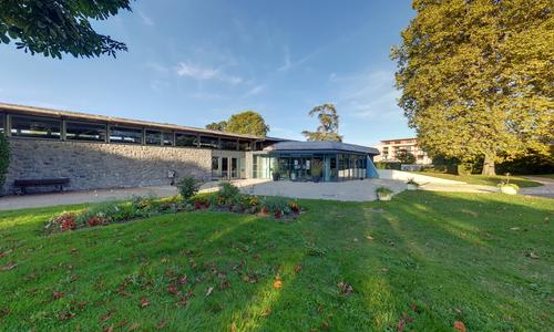 Place aux Bois (Thermes)