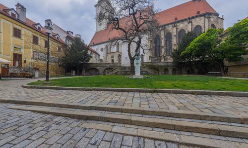Rudnayovo námestie