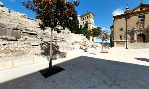 Murallas - Plaza de Cesar Augusto