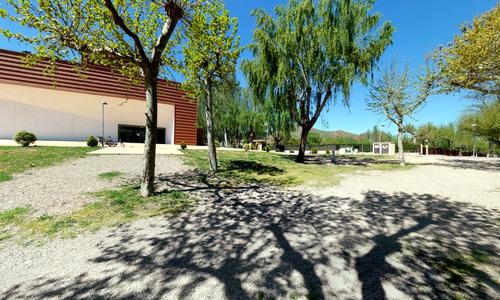 Paseo y piscinas
