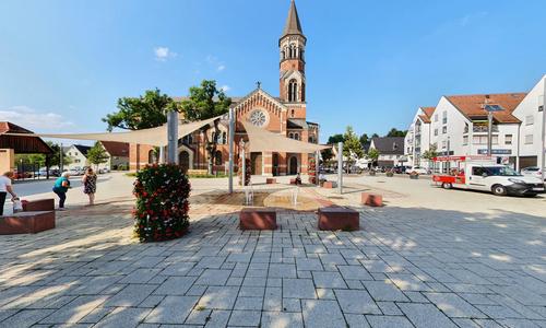 Rathaus und Martinskirche
