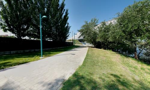 Pabellon Puente - orilla derecha