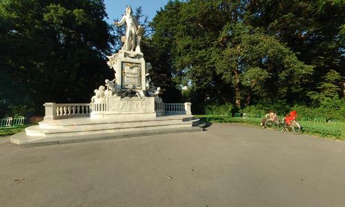Mozartdenkmal